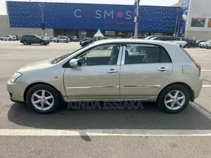 Toyota Corolla Sedan 2004 Gris