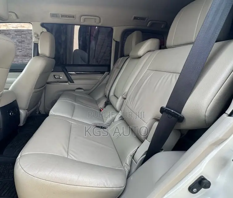 Mitsubishi Pajero 2023 Blanc