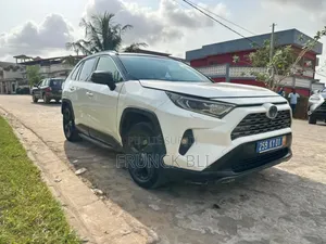Toyota RAV4 2019 Blanc