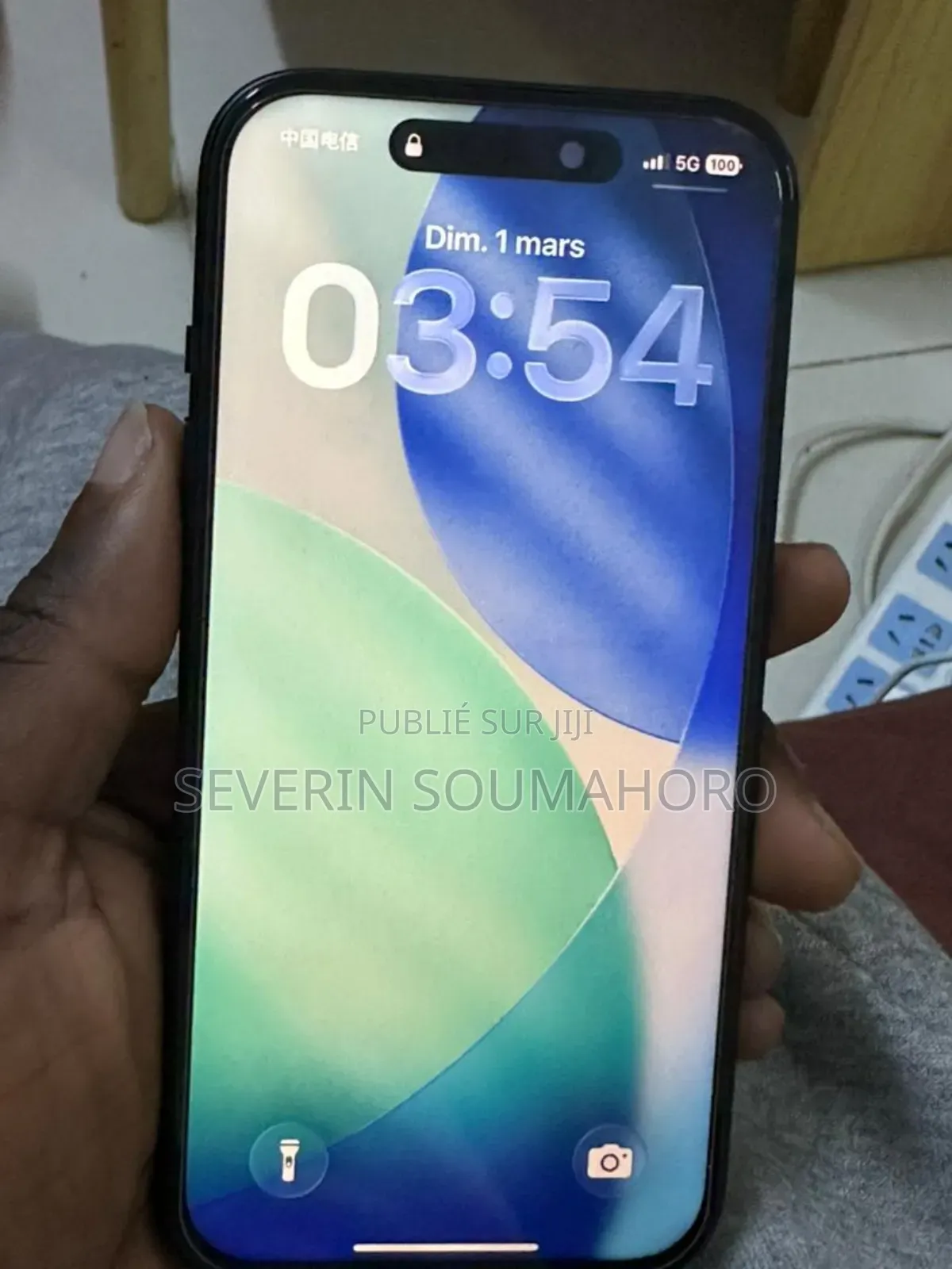 Nouveau Apple iPhone 15 128 GB Gris