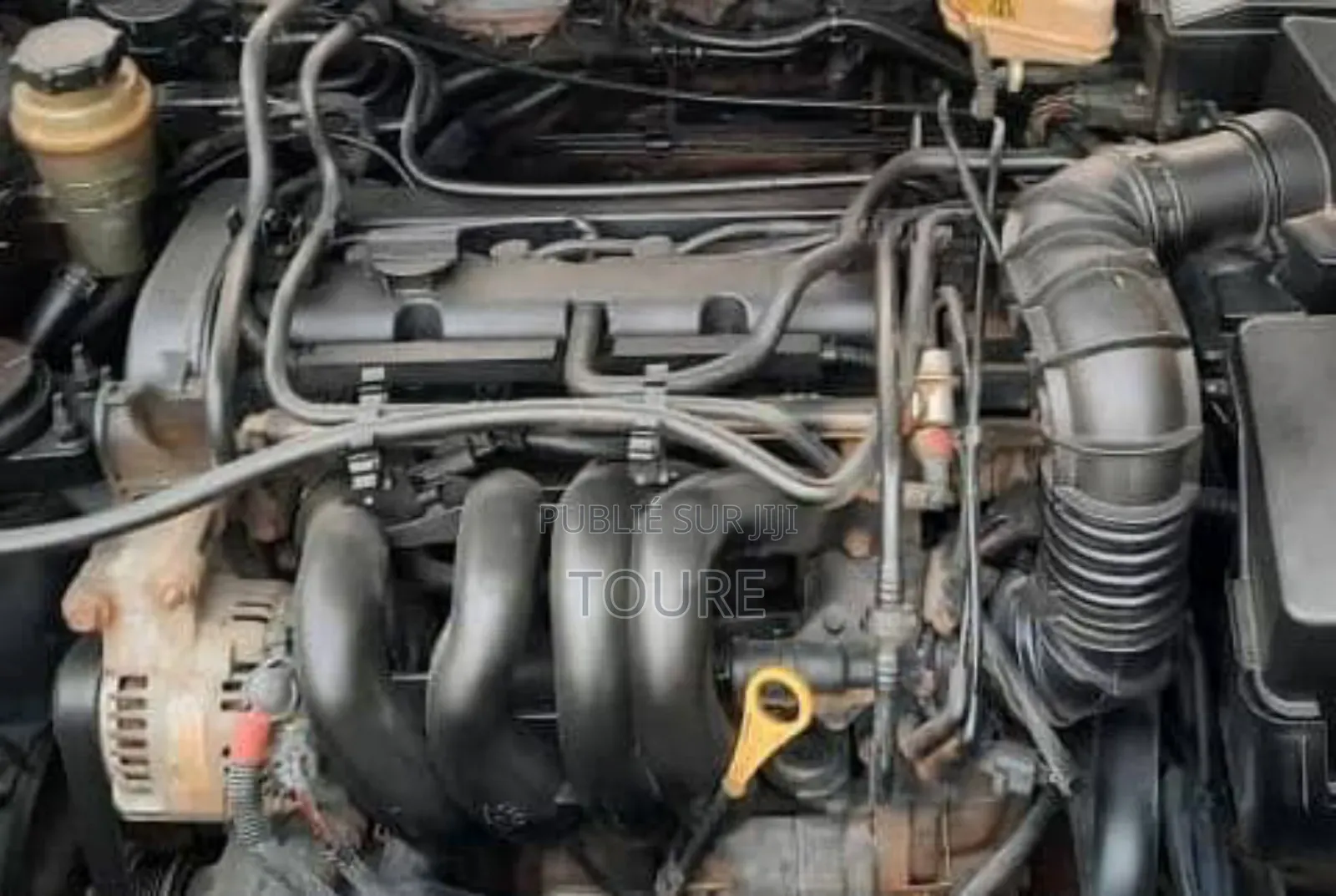 Ford Focus 2000 Rouge