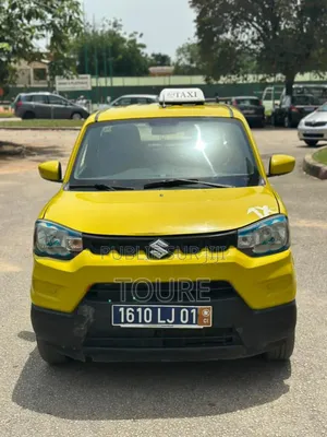 Suzuki S-Presso 2023 Jaune