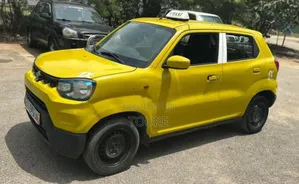 Suzuki S-Presso 2023 Jaune