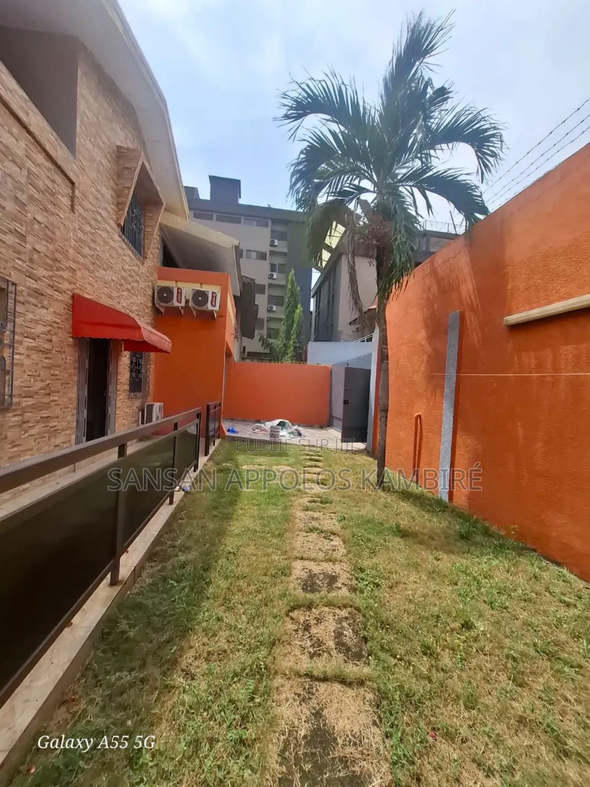 4chbre Duplex dans Une Belle Villa, Cocody à Louer