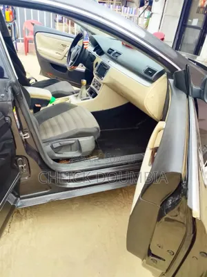 Volkswagen Passat 1.8 TSI Highline 2011 Noir Mat