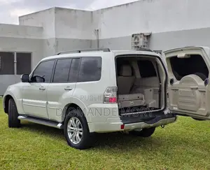 Mitsubishi Pajero 2023 Blanc