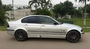 BMW 1 Series 2004 Blanc