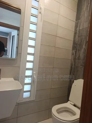 3chbre Appartement dans Cocody à Louer