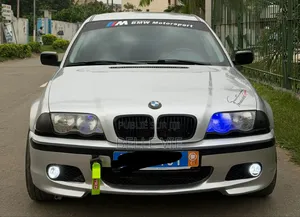 BMW 1 Series 2004 Blanc