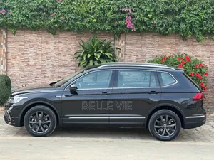 Volkswagen Tiguan 2025 Bleu