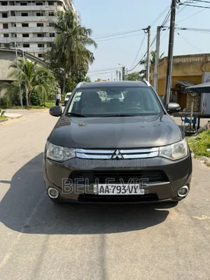 Mitsubishi Outlander ES AWC 2016 Beige