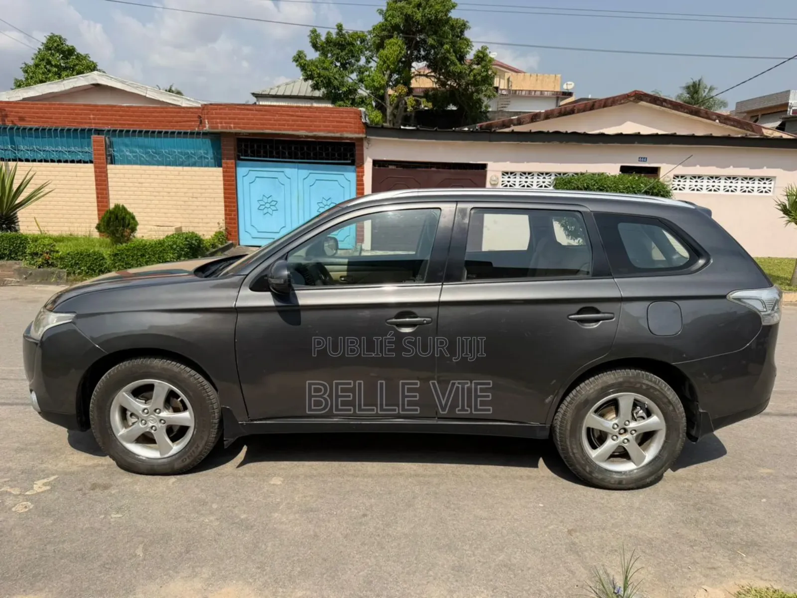Mitsubishi Outlander ES AWC 2016 Beige