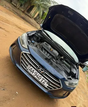 Hyundai Elantra 2017 Bleu