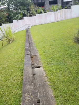 16chbre Duplex dans Une Bonne Villa, Cocody à Louer