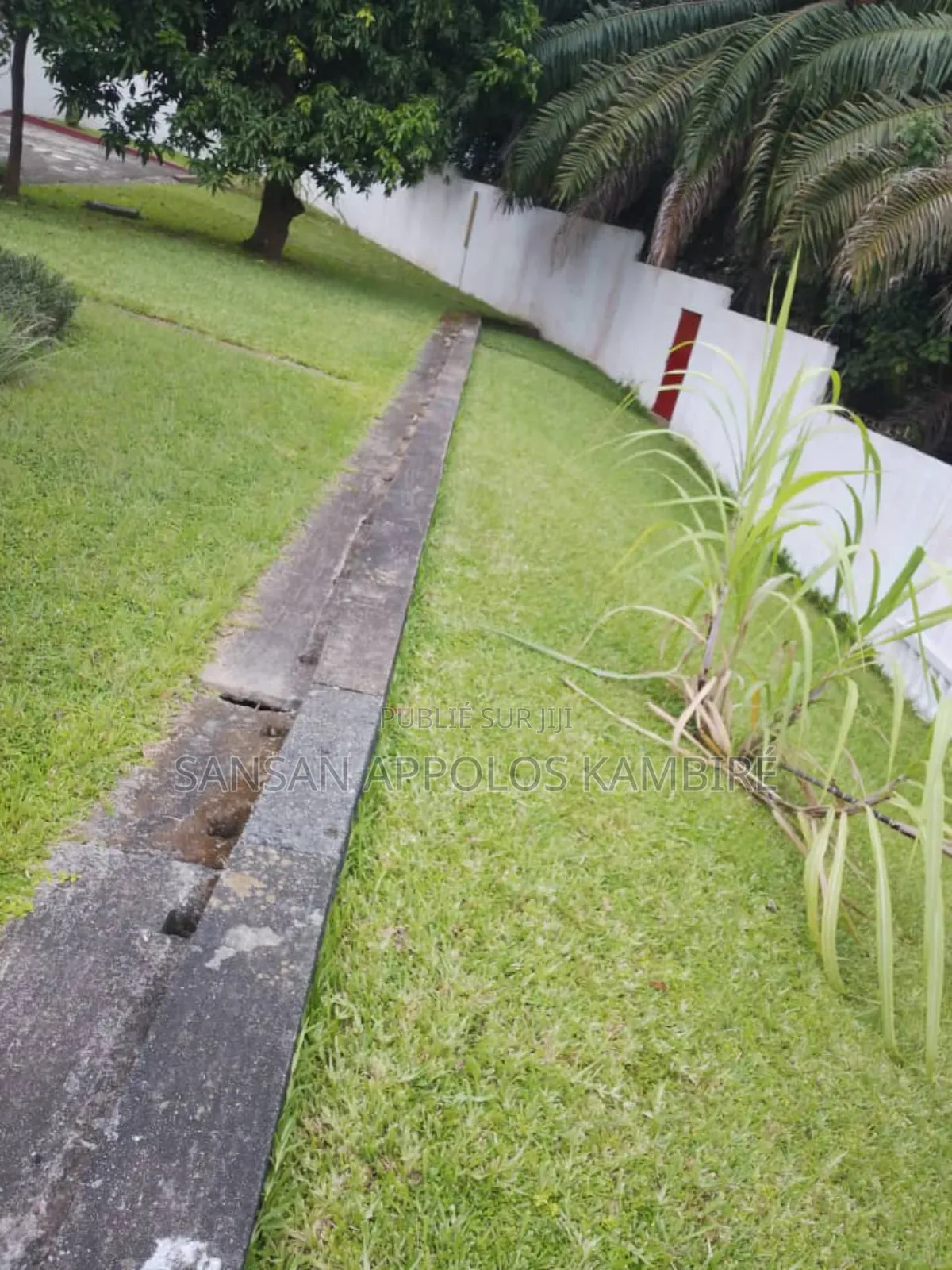 16chbre Duplex dans Une Bonne Villa, Cocody à Louer