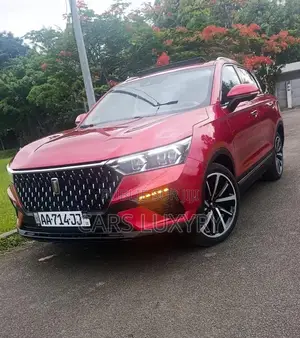 Bestune T77 1.2 FWD 2022 Rouge