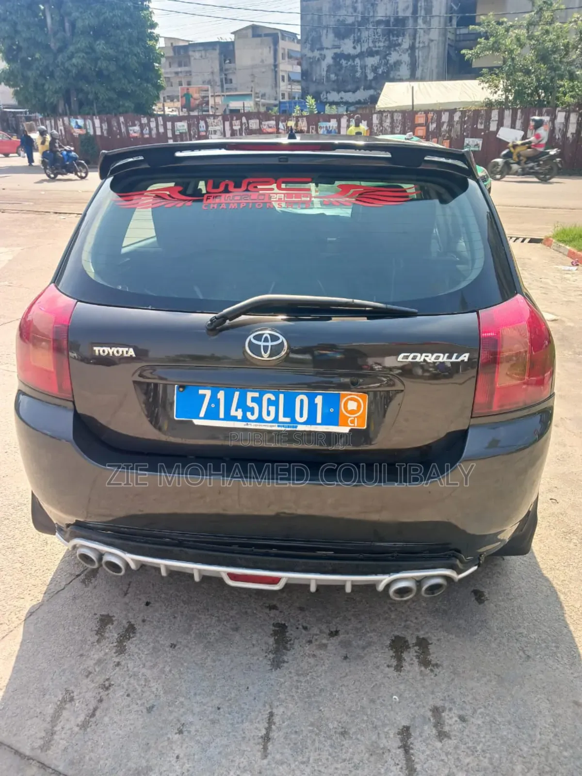 Toyota Corolla L (1.8L 4cyl 2A) 2018 Noir Mat