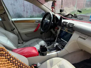 Mercedes-Benz C230 2004 Noir