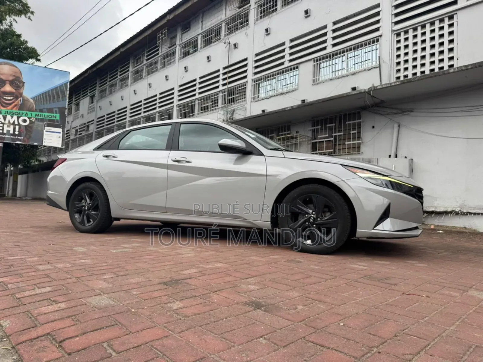Hyundai Elantra 2022 Gris