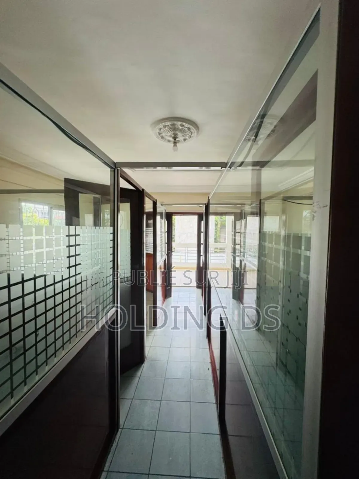 Angré 7e Tranche – #Location Bureaux