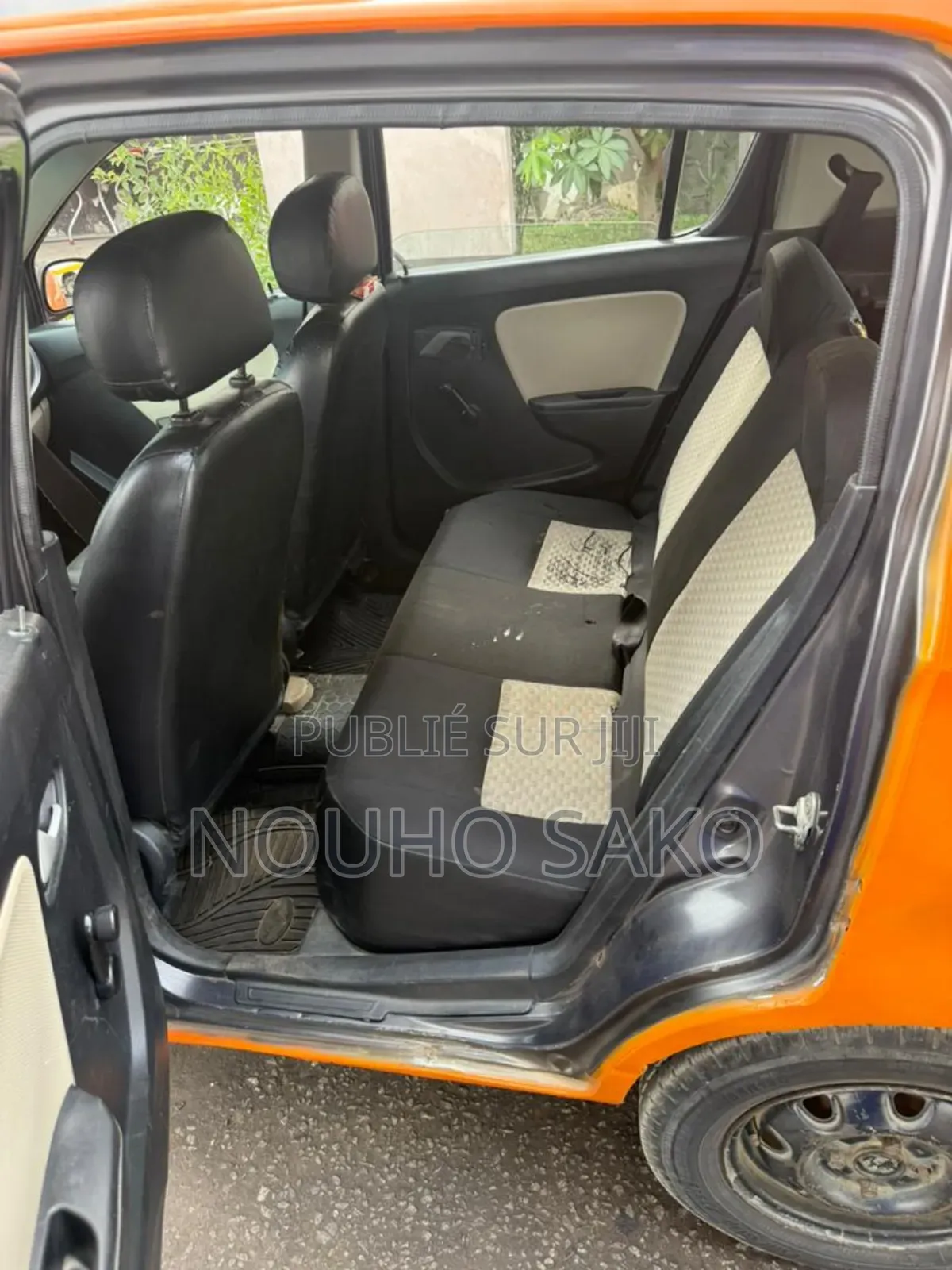 Suzuki Alto 2022 Orange