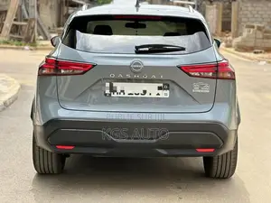 Nissan Qashqai 2025 Gris