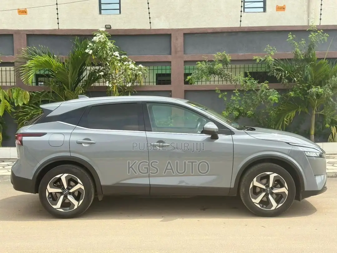 Nissan Qashqai 2025 Gris
