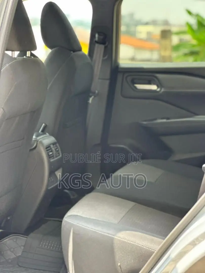 Nissan Qashqai 2025 Gris