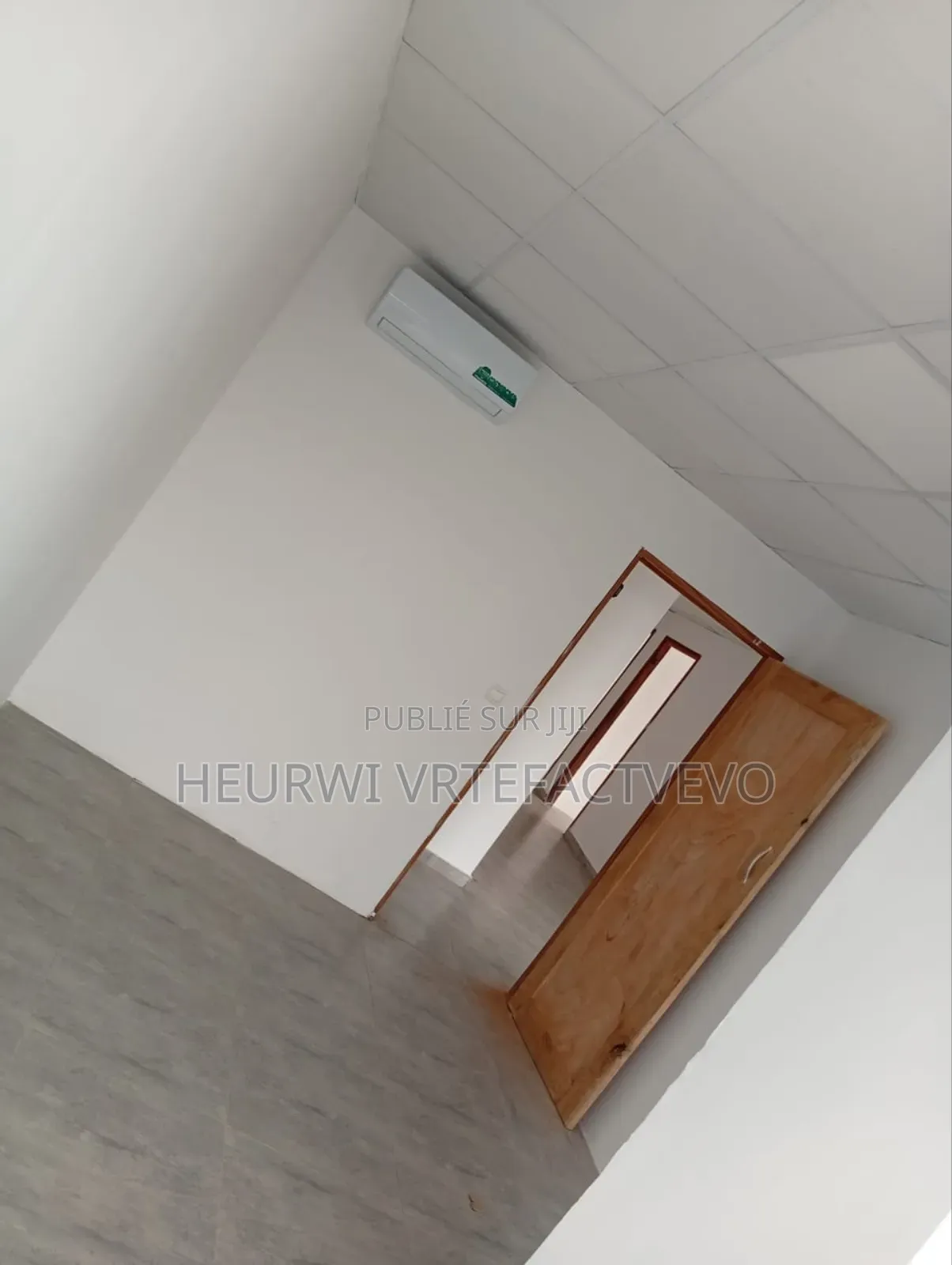 20chbre Blocs d'appartements dans Immeuble Jumelé, Yopougon à Vendre