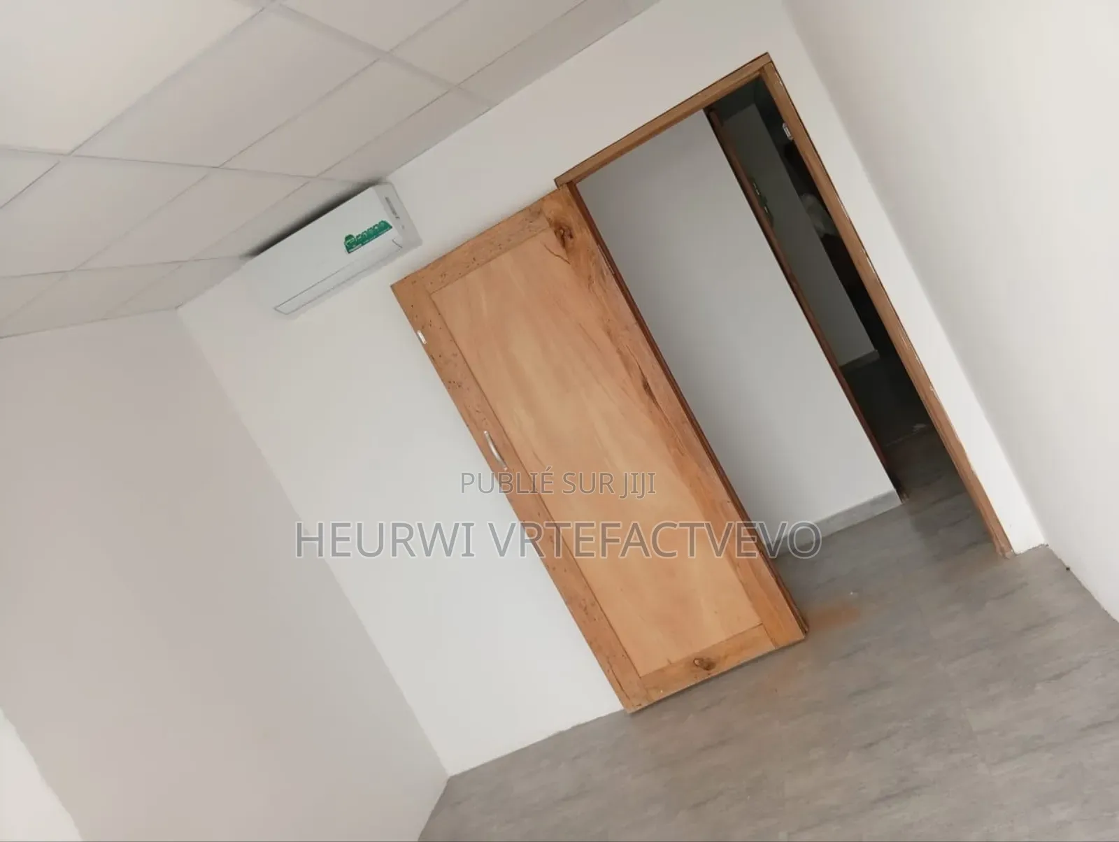 20chbre Blocs d'appartements dans Immeuble Jumelé, Yopougon à Vendre