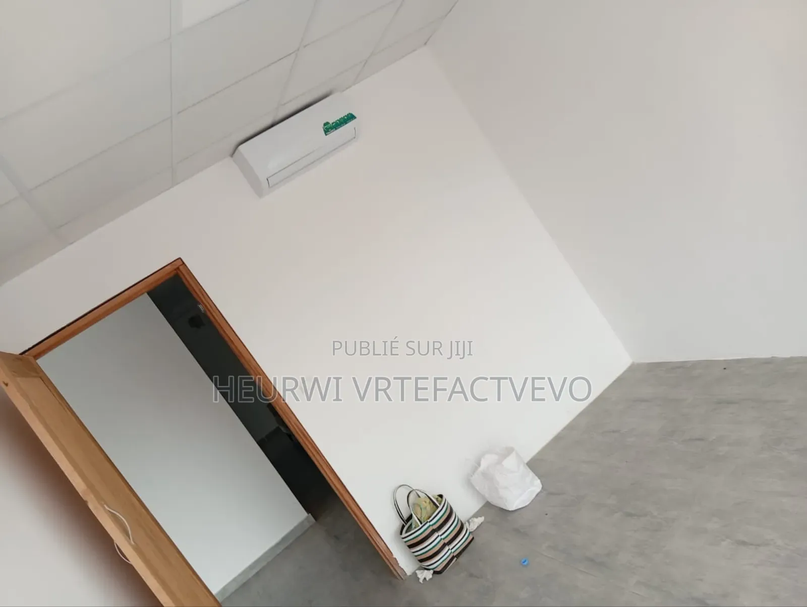 20chbre Blocs d'appartements dans Immeuble Jumelé, Yopougon à Vendre