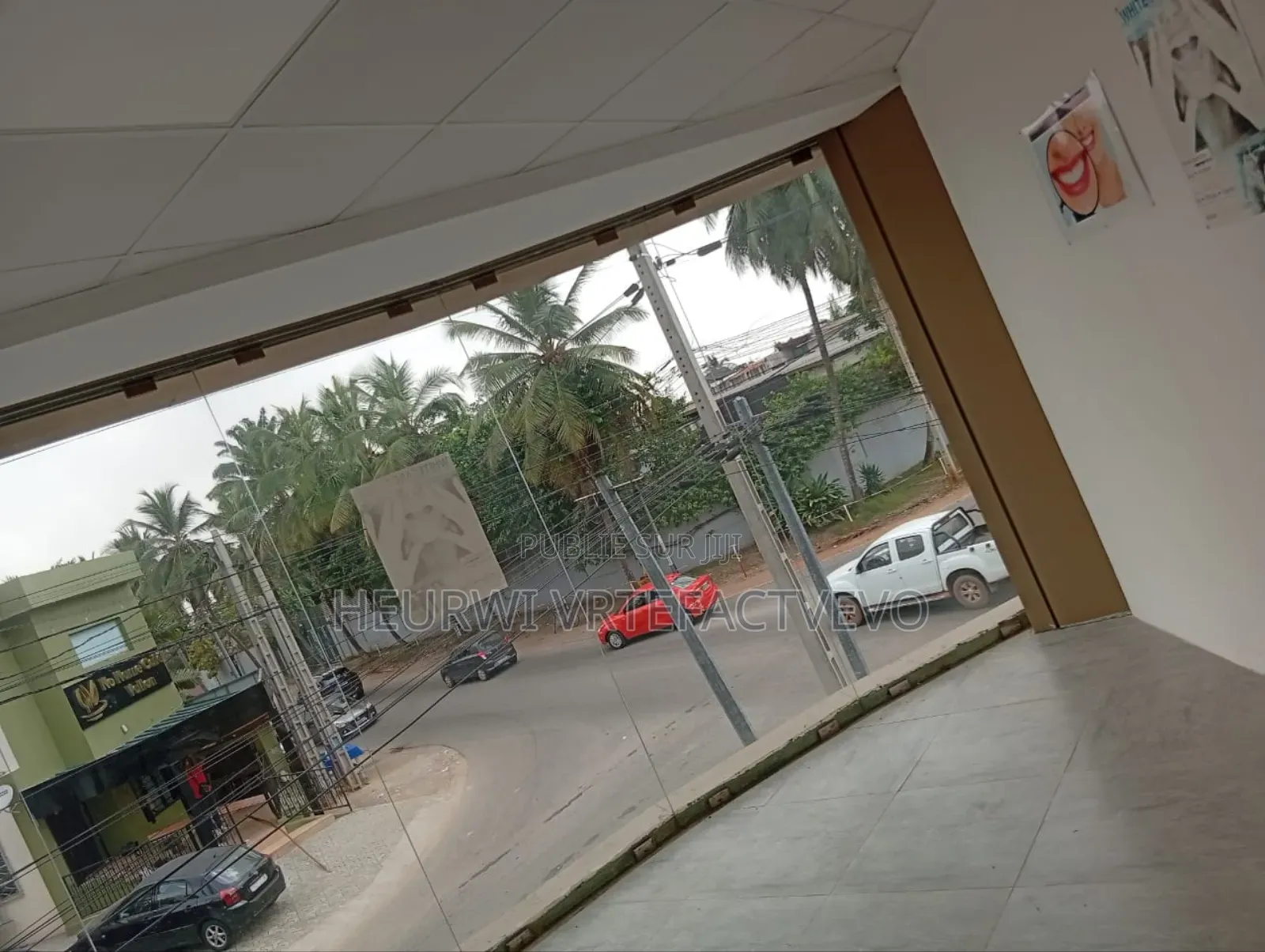 20chbre Blocs d'appartements dans Immeuble Jumelé, Yopougon à Vendre