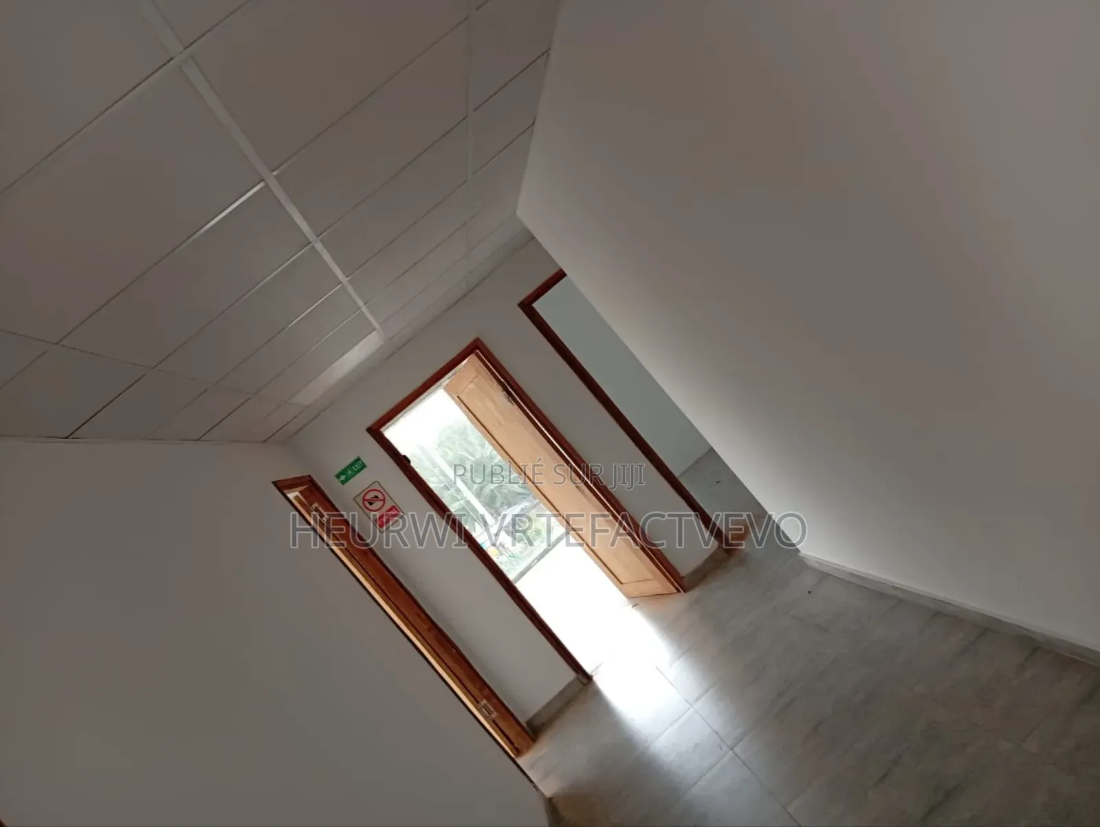 20chbre Blocs d'appartements dans Immeuble Jumelé, Yopougon à Vendre