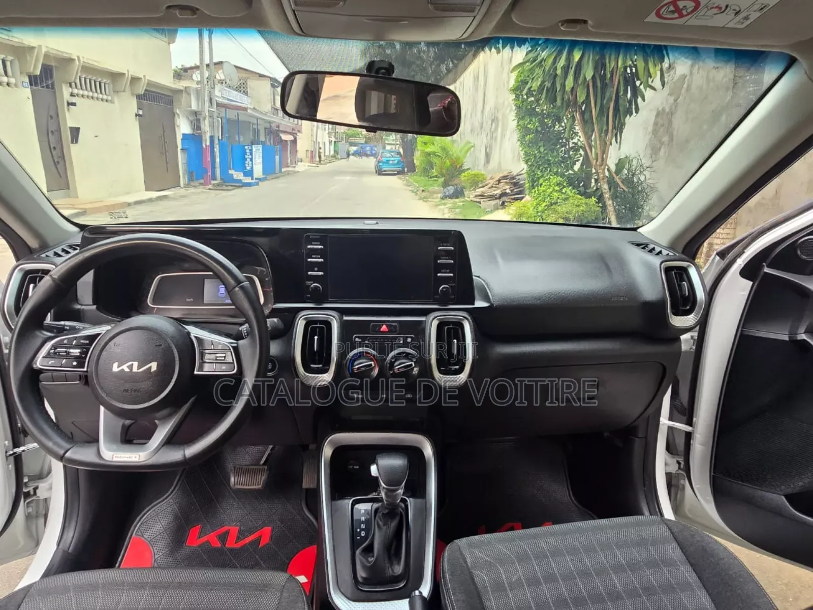 Kia Sonet 2021 Blanc