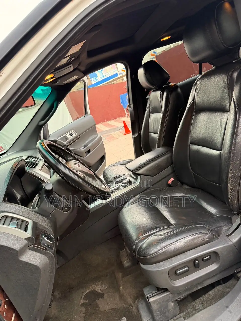 Ford Explorer 2011 Blanc