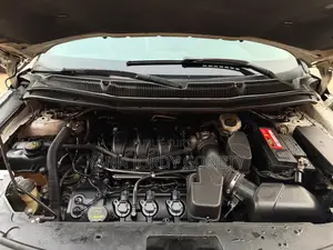 Ford Explorer 2011 Blanc