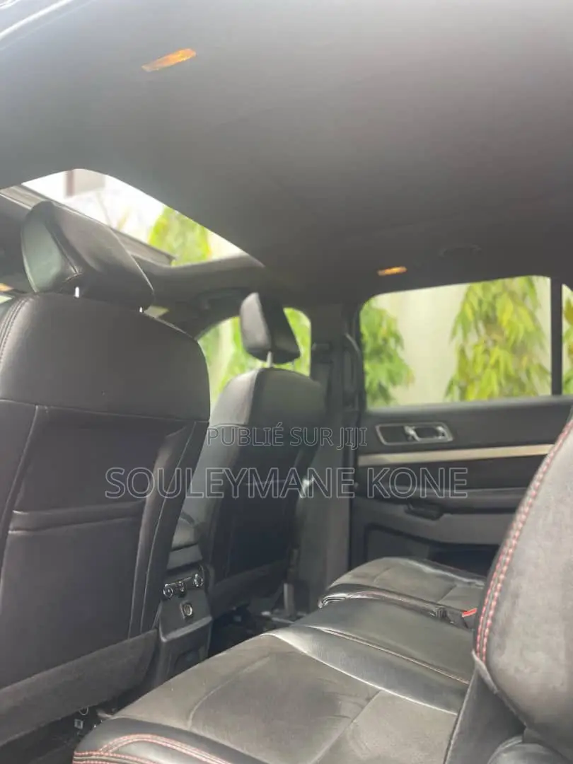 Ford Explorer 2018 Noir