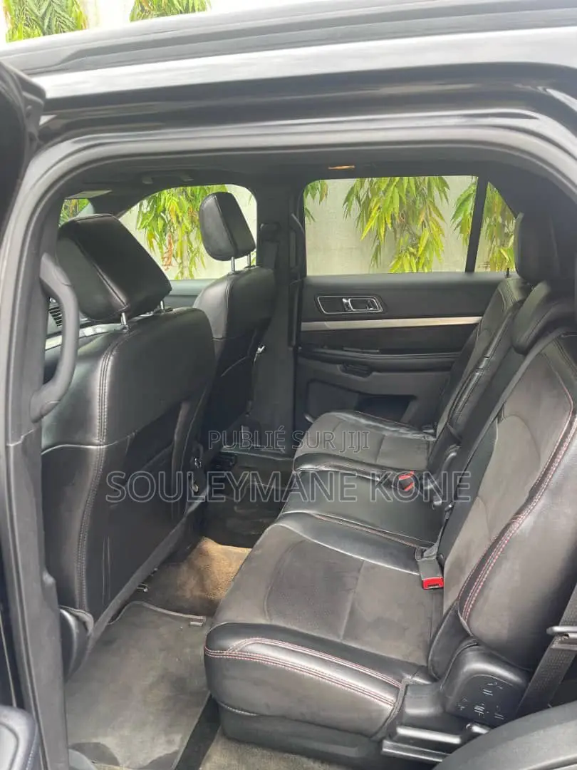 Ford Explorer 2018 Noir