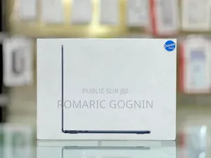 Nouveau Apple MacBook Air 2025 M4 13-inch 16GB Apple M4 SSD 256GB