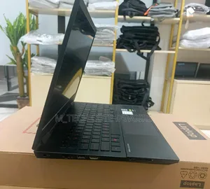 Nouveau Ordinateur portable HP Omen 15 16GB Intel Core i5 SSD 512GB