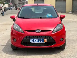 Ford Fiesta 2012 Rouge