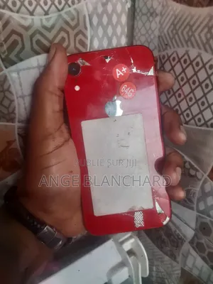 Apple iPhone XR 64 GB Rouge