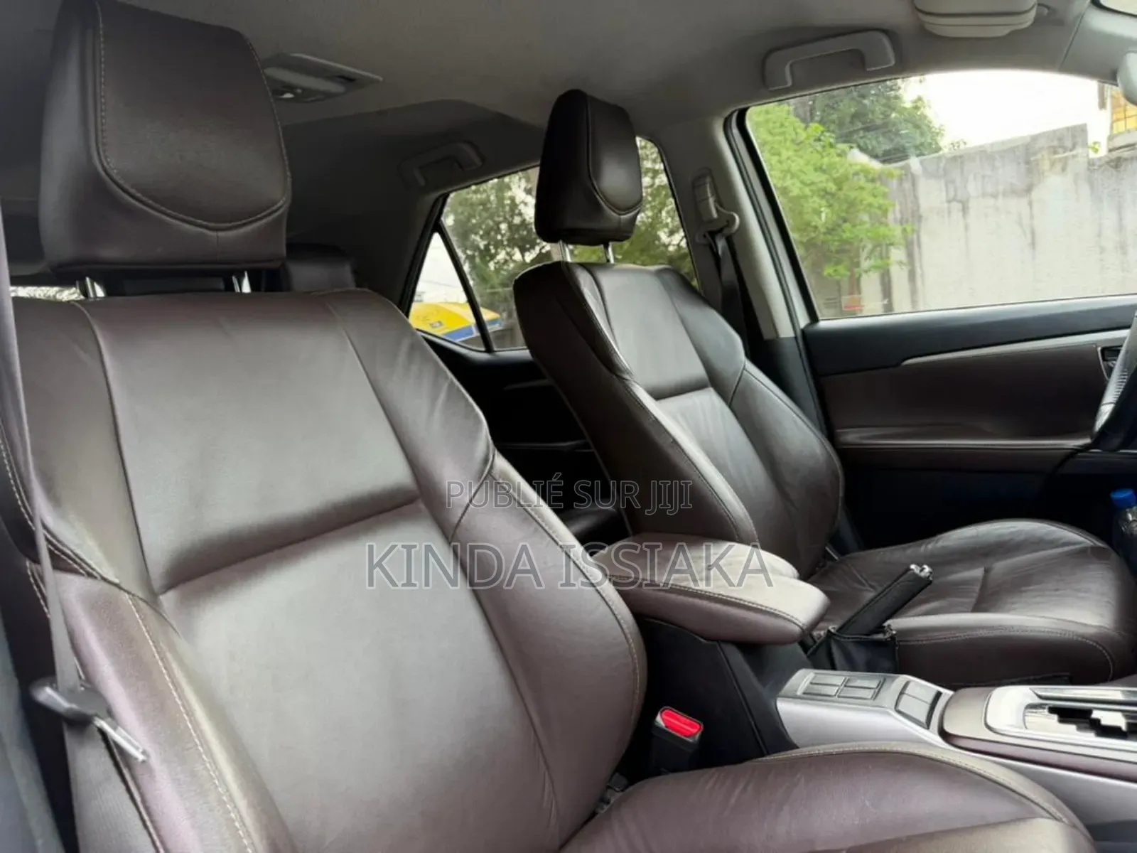 Toyota Fortuner 2021 Blanc cassé