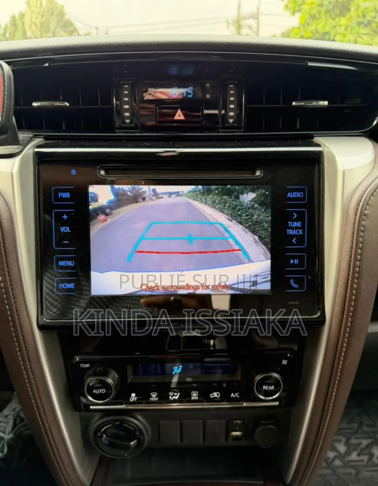 Toyota Fortuner 2021 Blanc cassé