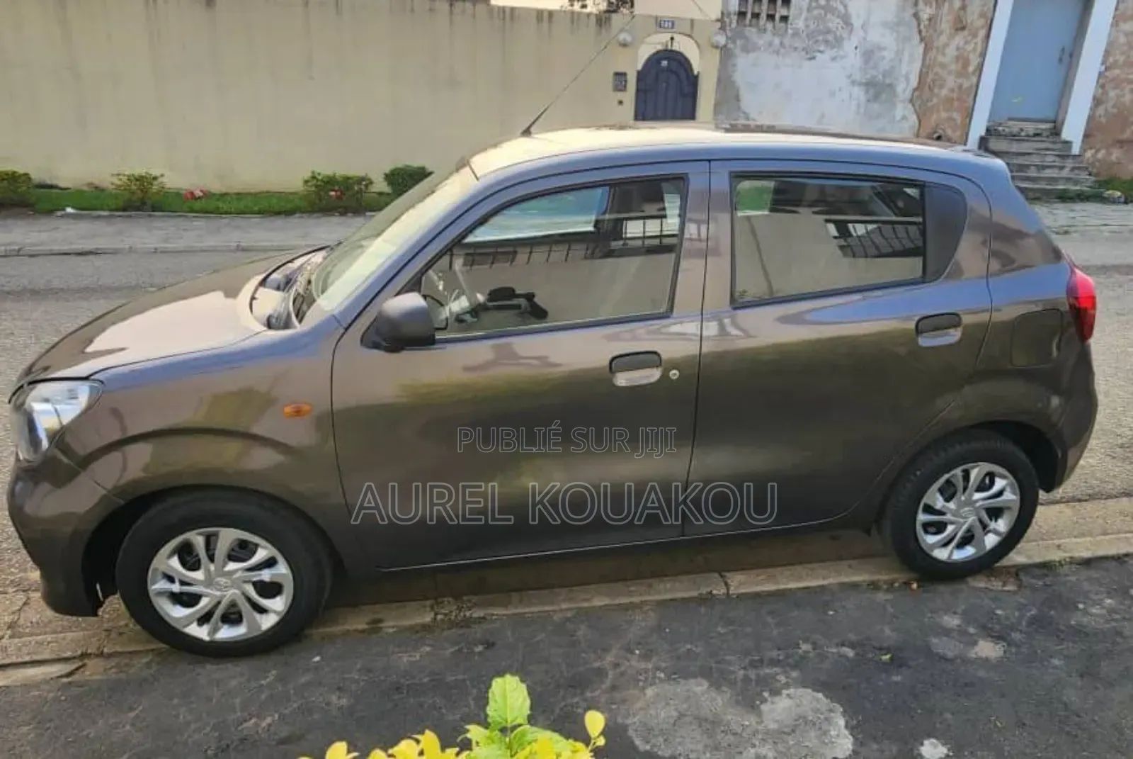 Toyota Vitz 2020 Gris