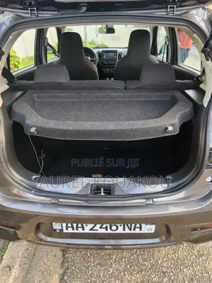 Toyota Vitz 2020 Gris