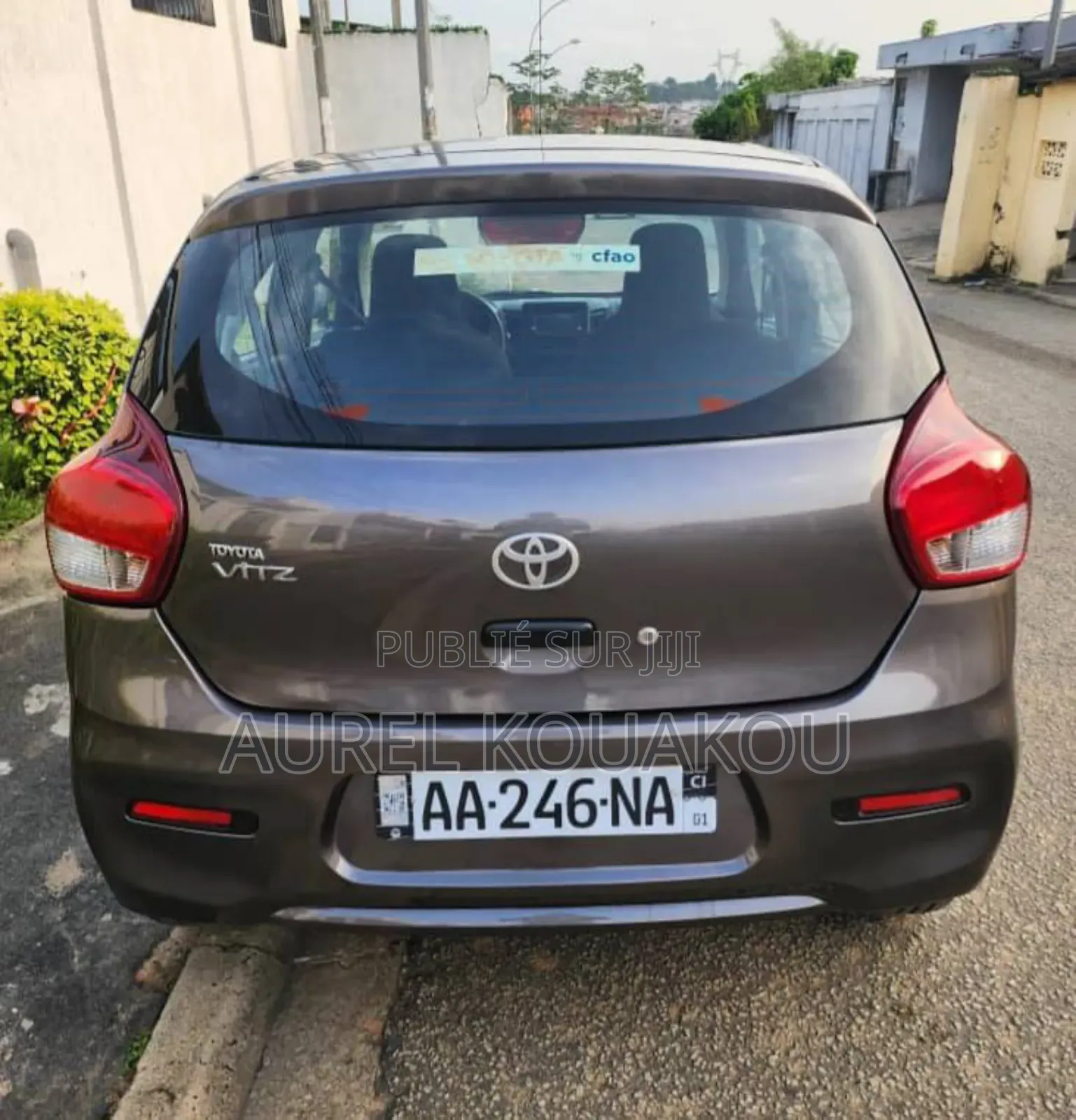 Toyota Vitz 2020 Gris