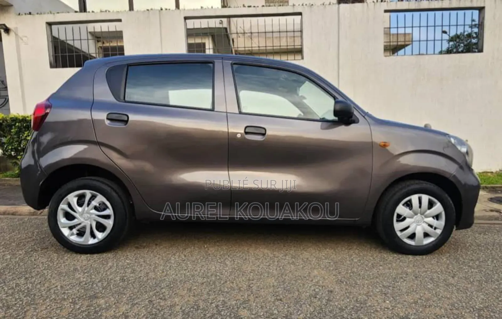 Toyota Vitz 2020 Gris