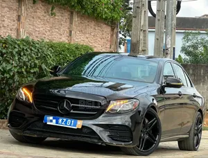 Mercedes-Benz E300 2018 Noir
