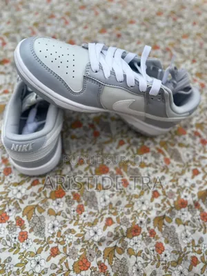 Nike Dunk Low : l'Alliance Parfaite Entre Confort Et Élégance.